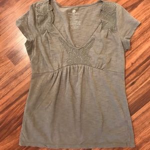 *Organic* Banana Republic top